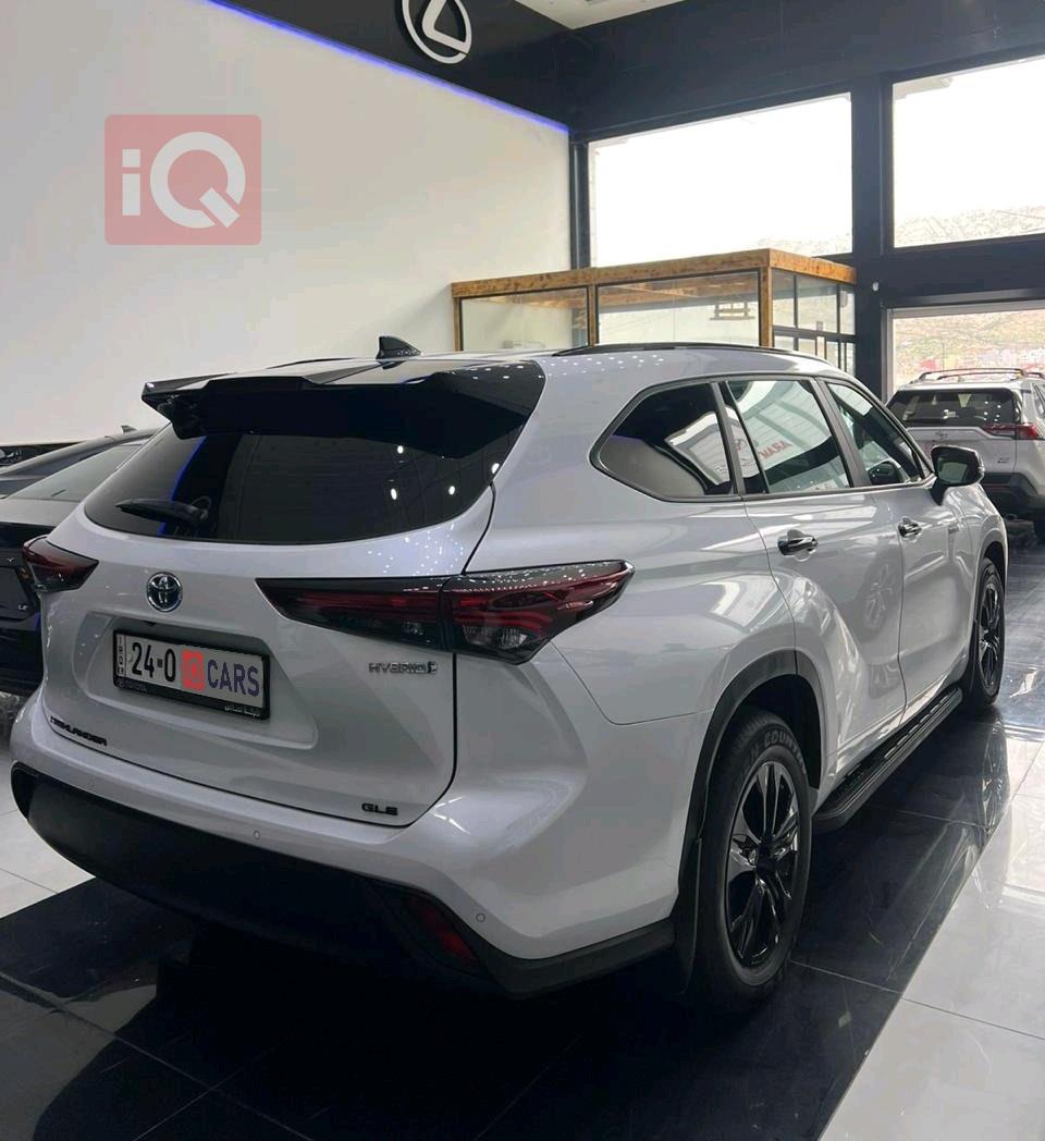 تويوتا هايلاندر